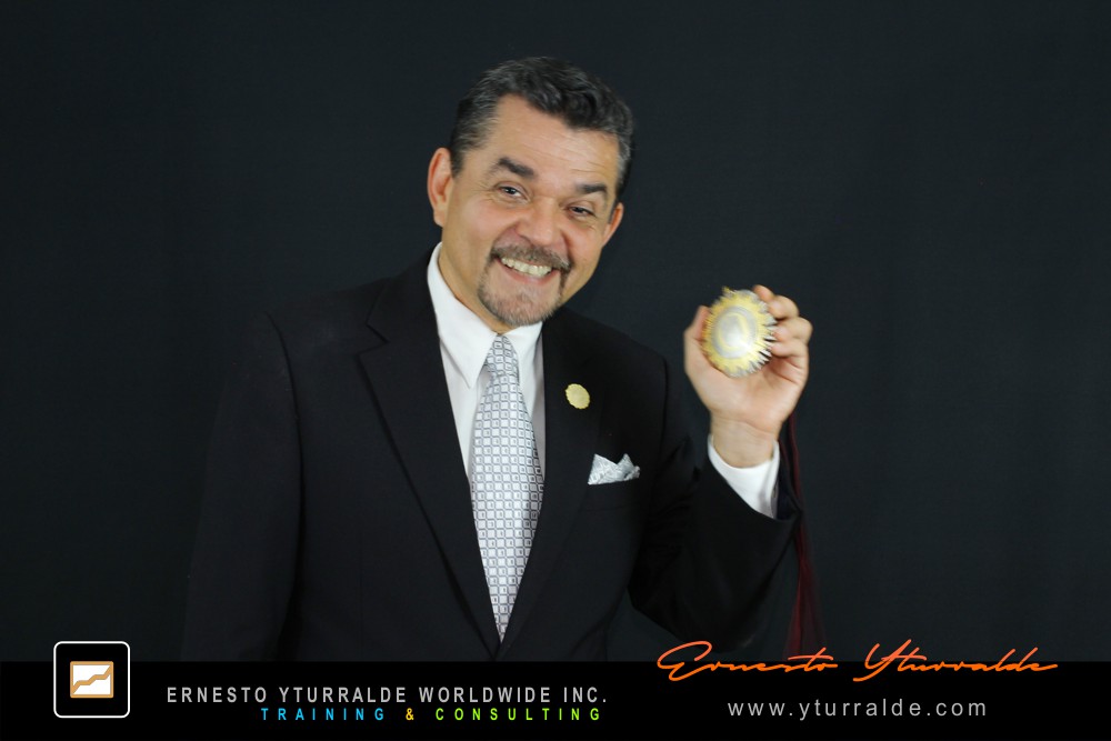 Ernesto Yturralde, facilitador experiencial, Team Building